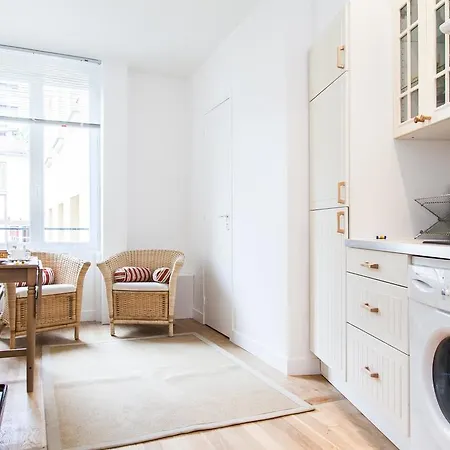 Halldis - Mouffetard Area Apartment